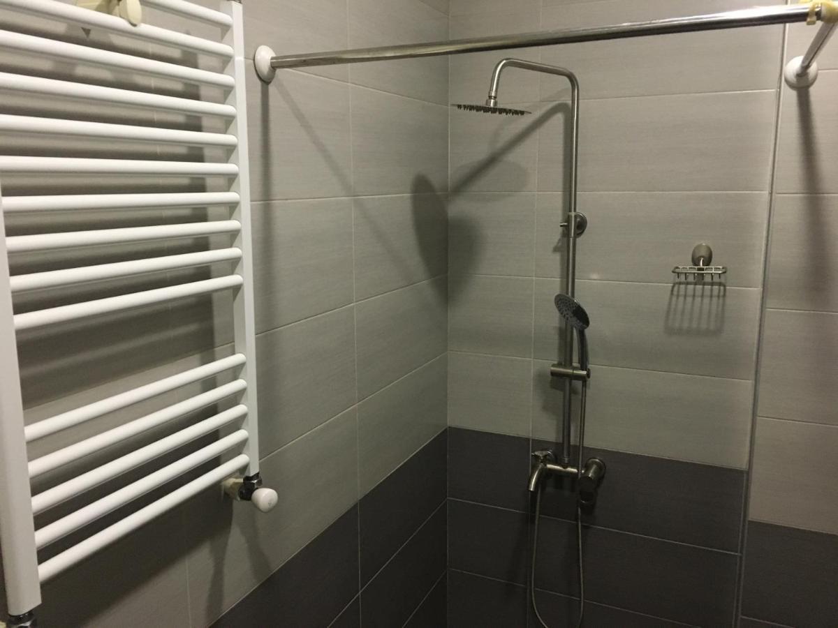 באטומי Apartment On Khimshiashvili 11A מראה חיצוני תמונה